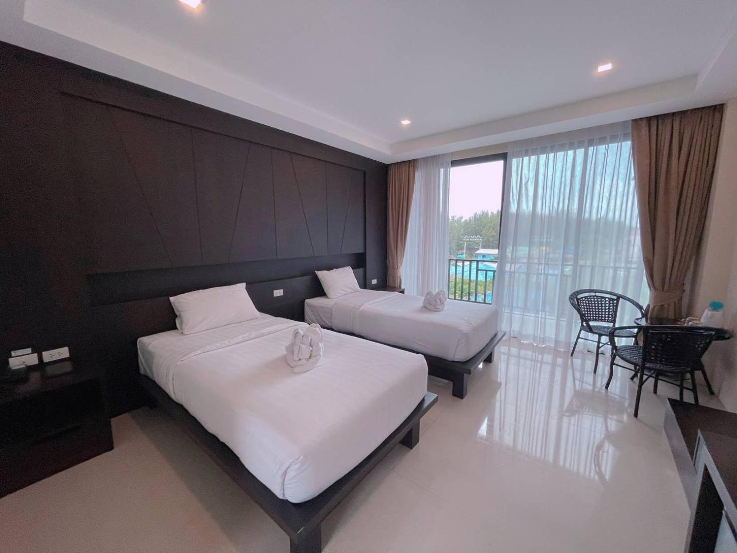 Sun Marina Cha-Am Hotel Екстериор снимка